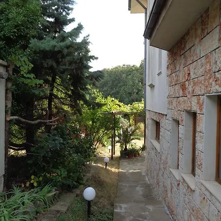 Victoria 2* 시네모레츠