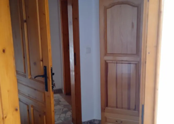 Victoria 辛尼莫雷特